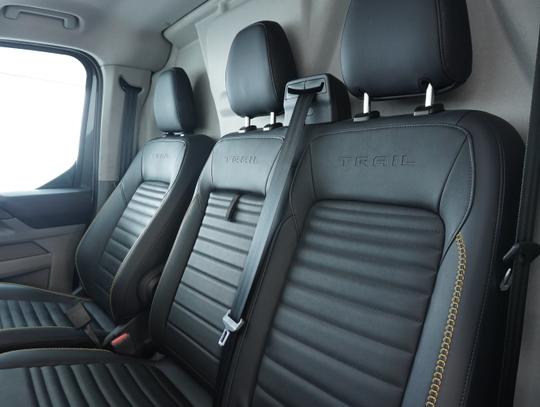 Ford Transit Custom Photo 43b6682c-8a0d-495d-9300-33fe534587ed.jpg