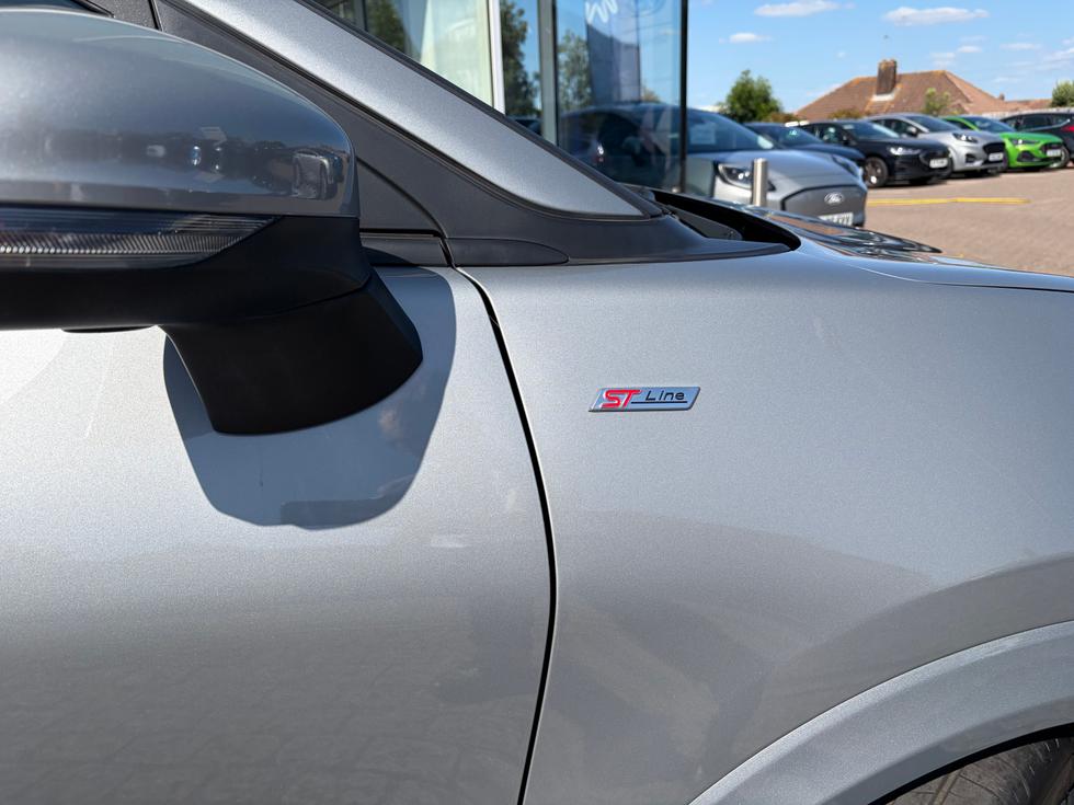 Ford Puma Photo 43b85d85-b1f0-4ed0-8e9a-5d0c520b7bd9.jpeg