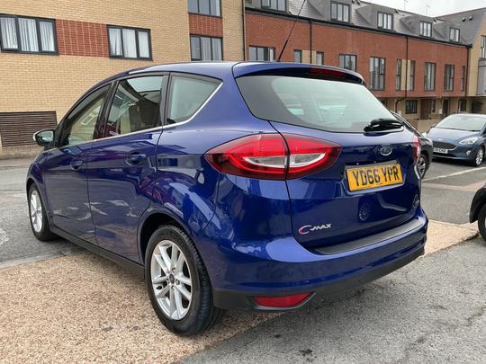 Ford C-Max Photo 11