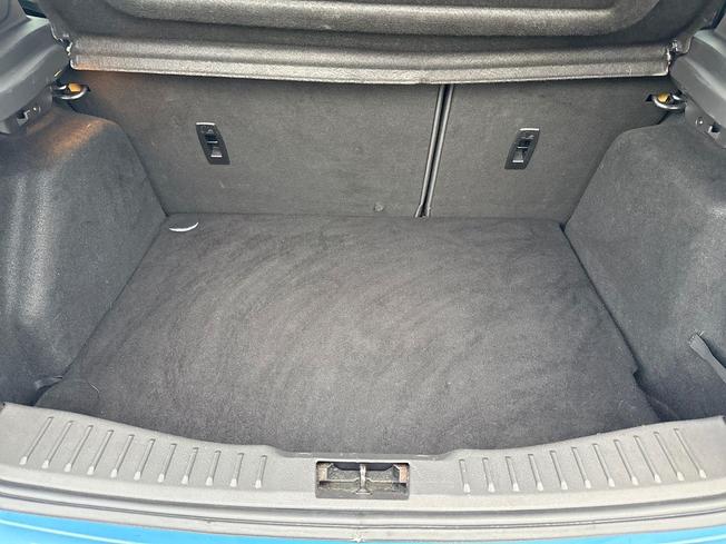 FORD Focus Photo 12