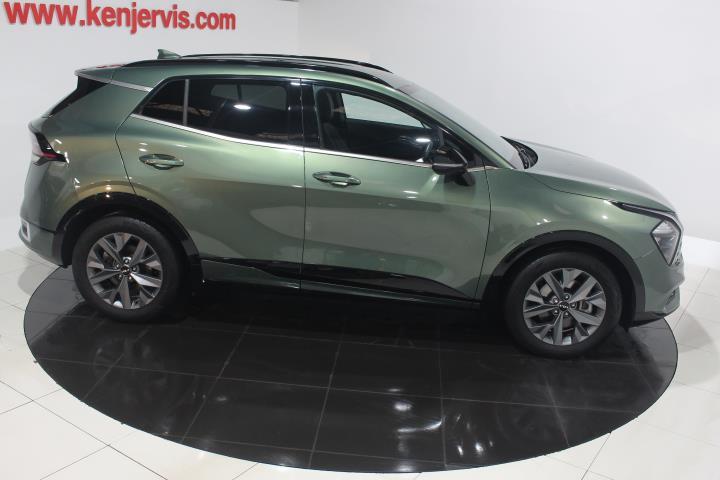 Used 2022 Kia Sportage Gt-line Isg Hev £31,995 7,600 Miles Green 