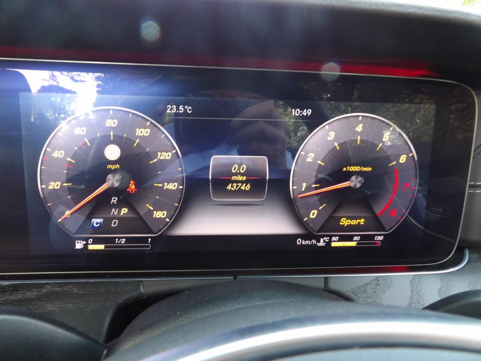 Used Mercedes-Benz E Class LG18ZSZ 27