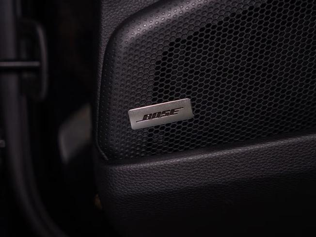 PORSCHE Panamera Photo 29