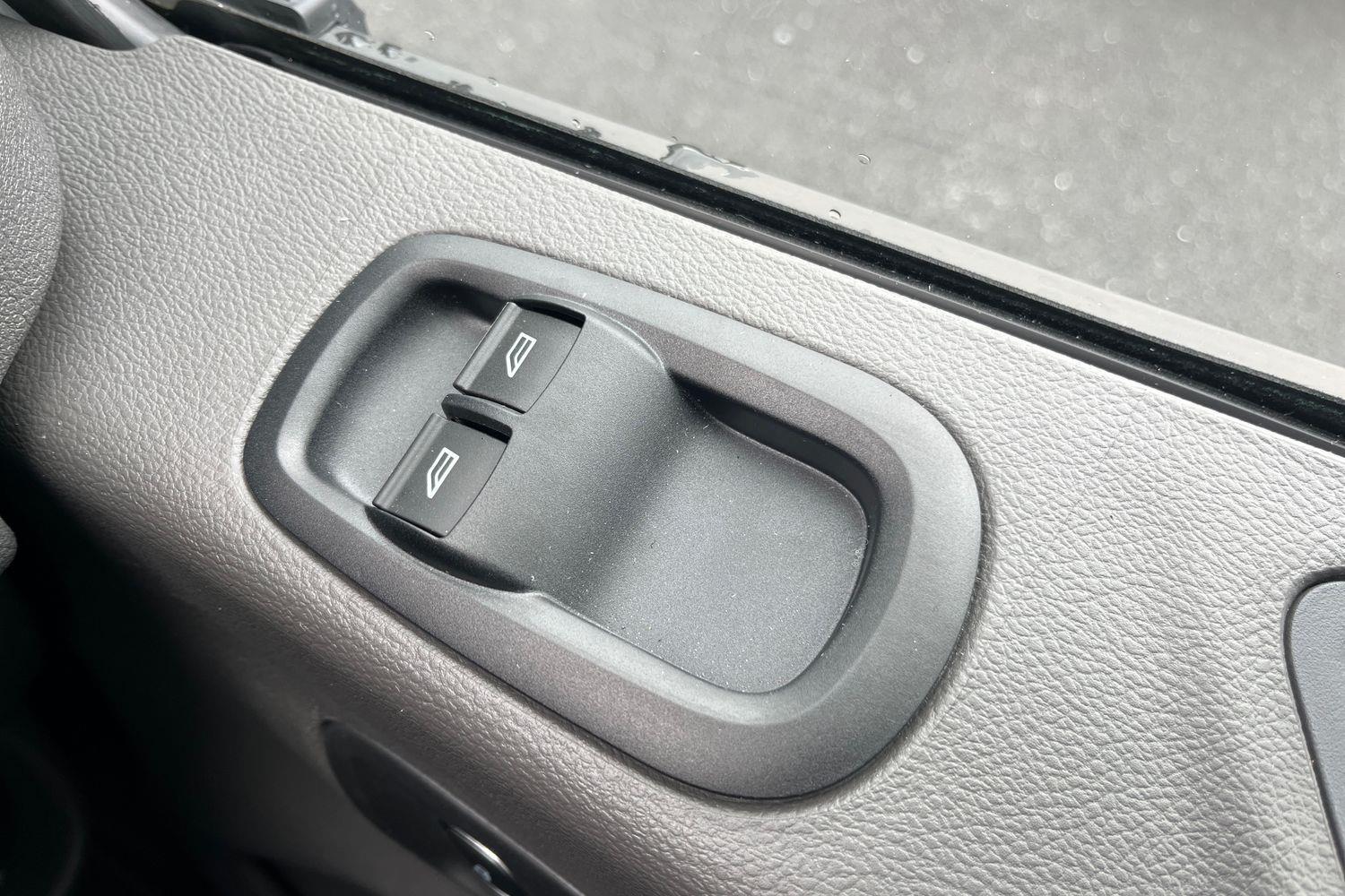 Ford TRANSIT Photo 17