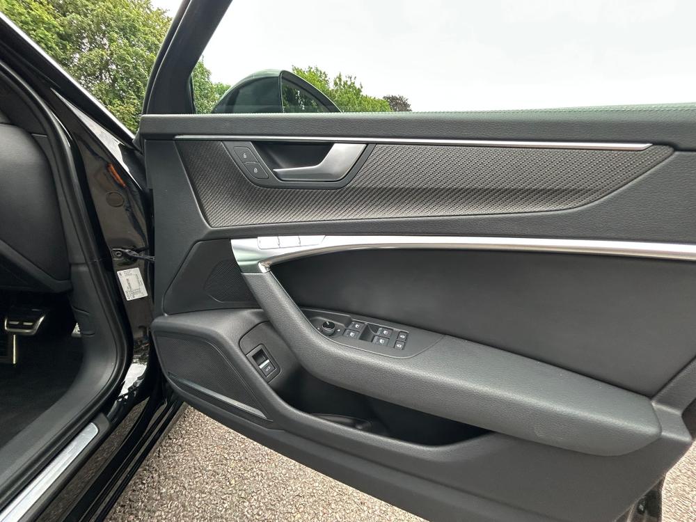 Used Audi A6 Avant GX71XST 24