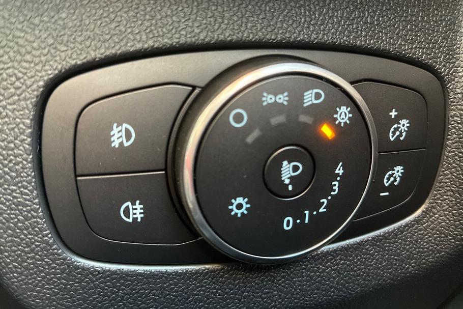 Used Ford TRANSIT COURIER N88077 17