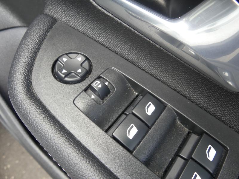 Vauxhall Mokka Photo 4499dbb2-86ad-4496-96c6-abc12894ca79.jpg