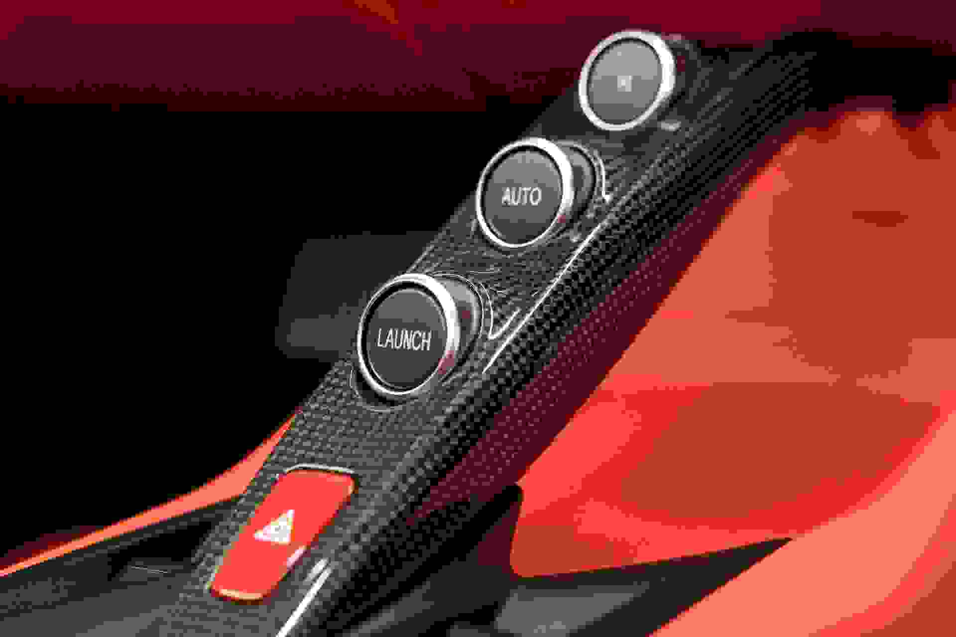 Ferrari 812 Photo 44a0107d-9823-467e-9bdc-2a98def60282.jpg