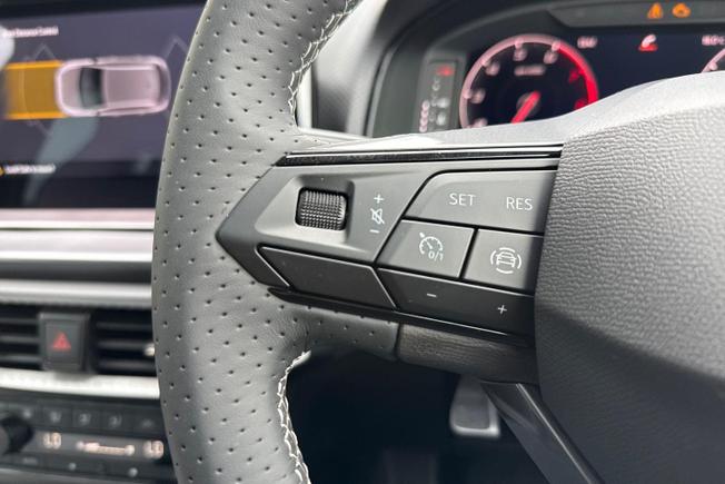 SEAT Ibiza Photo 16