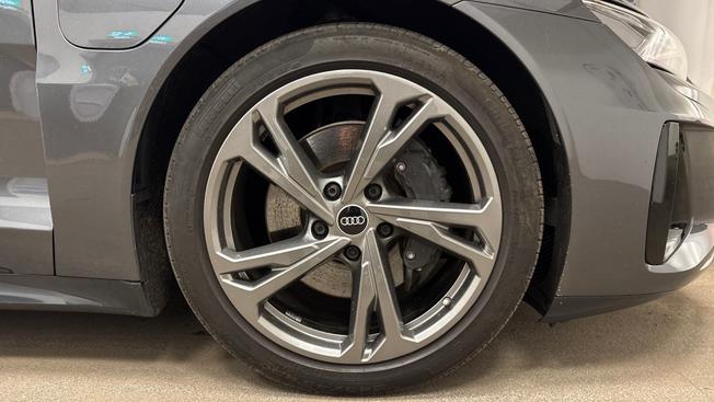 Audi e-tron GT Photo 5