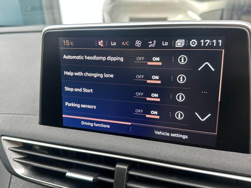 Peugeot 3008 Photo 44a33cb8-2ad2-4260-844d-f4e68462522d.jpeg
