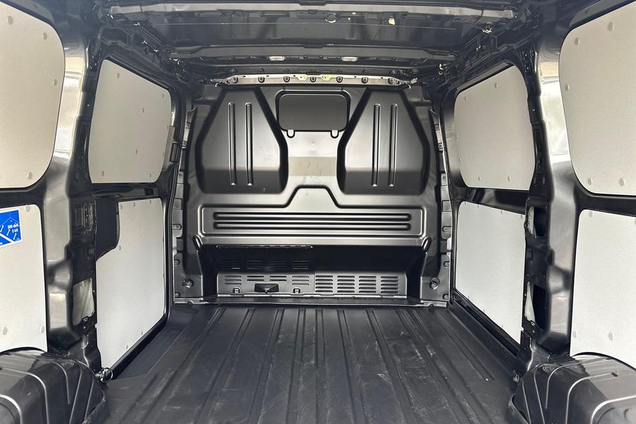 Ford TRANSIT CUSTOM Photo 44a499cc-d433-422f-96b7-023984a15b5b.jpg