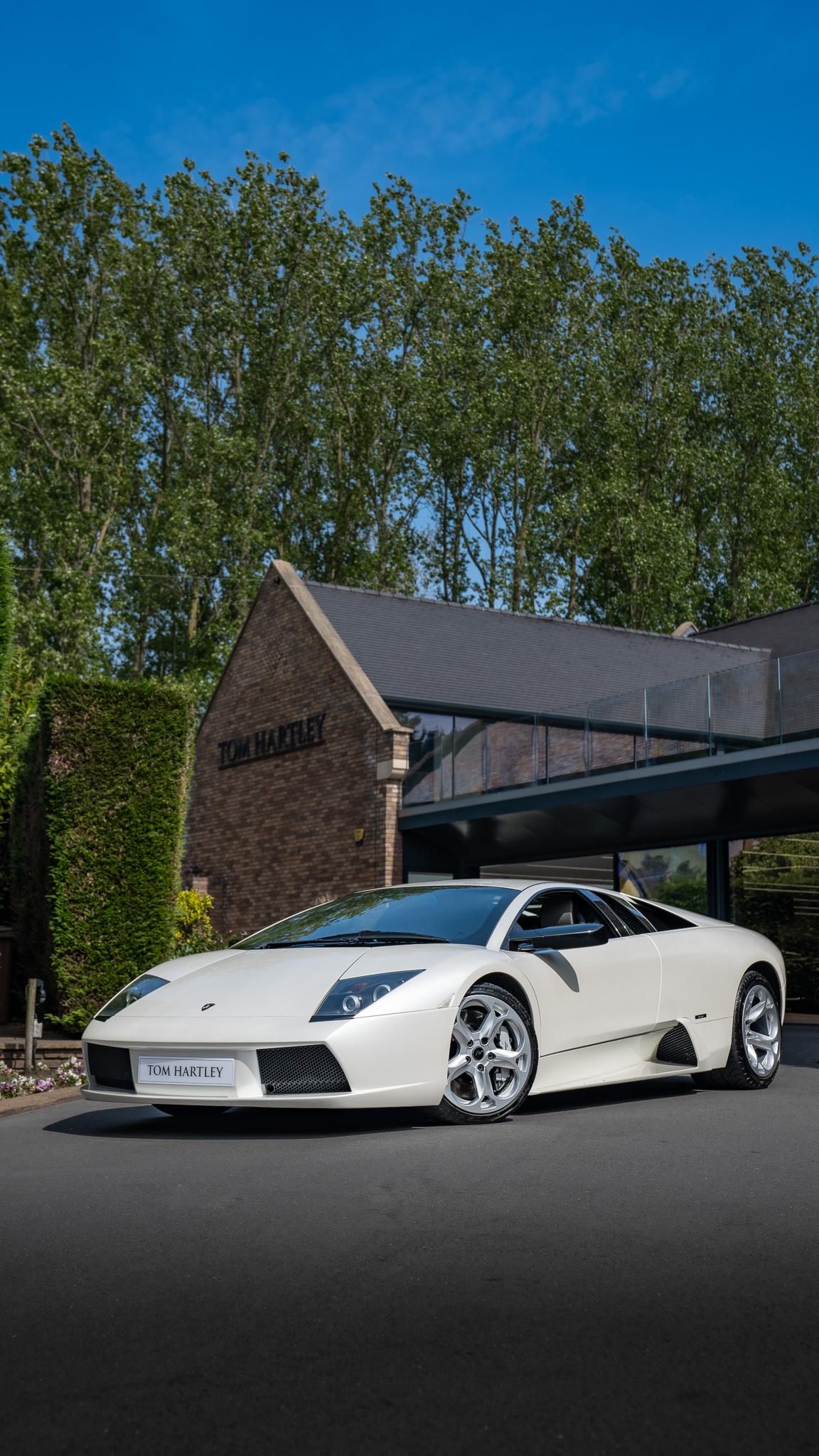 LAMBORGHINI Murcielago Photo 44b3b5f3-7684-4b08-be2c-61c58cac2e3d.jpg