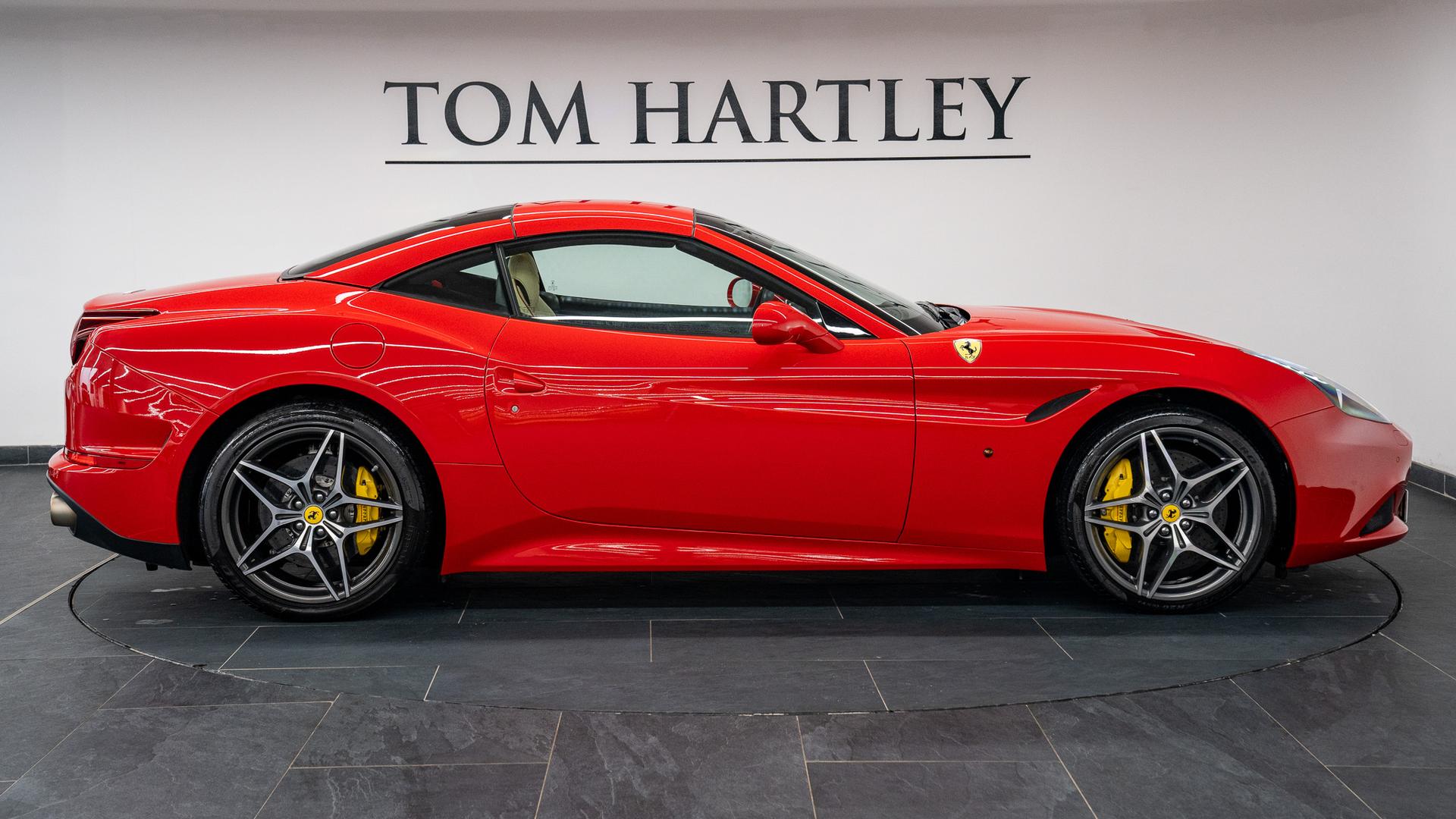 Ferrari California Photo 44bd3b46-634c-44b8-a20a-94cdeebd9552.jpg