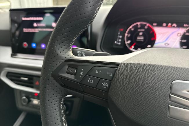 SEAT Arona Photo 16