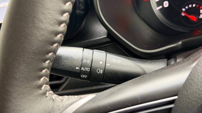 Used Suzuki Swift Motion 1.2 Mild Hybrid M/T WV75LSD 12