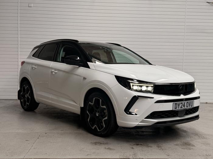 Used 2024 Vauxhall Grandland 1.2 Turbo Ultimate SUV 5dr Petrol Manual Euro 6 (s/s) (130 ps) White at Gravells