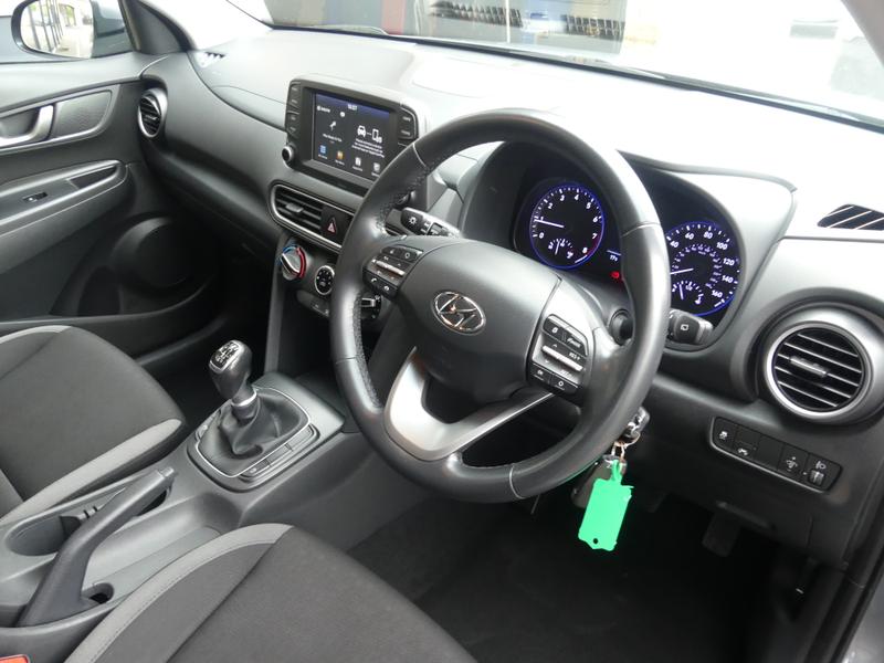Hyundai KONA Photo 450789f1-be76-4b0b-990c-3e875062c82e.jpg