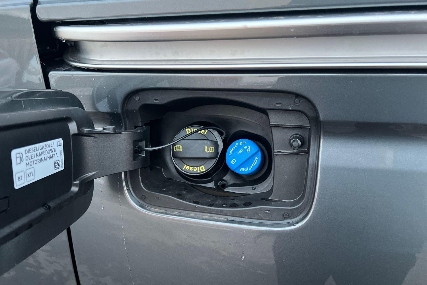 Ford TRANSIT CONNECT Photo 39