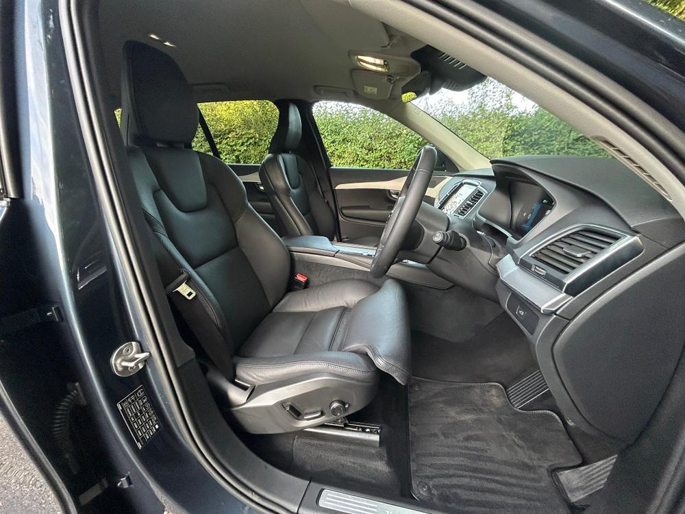 Used Volvo XC90 RJ24ODF 25
