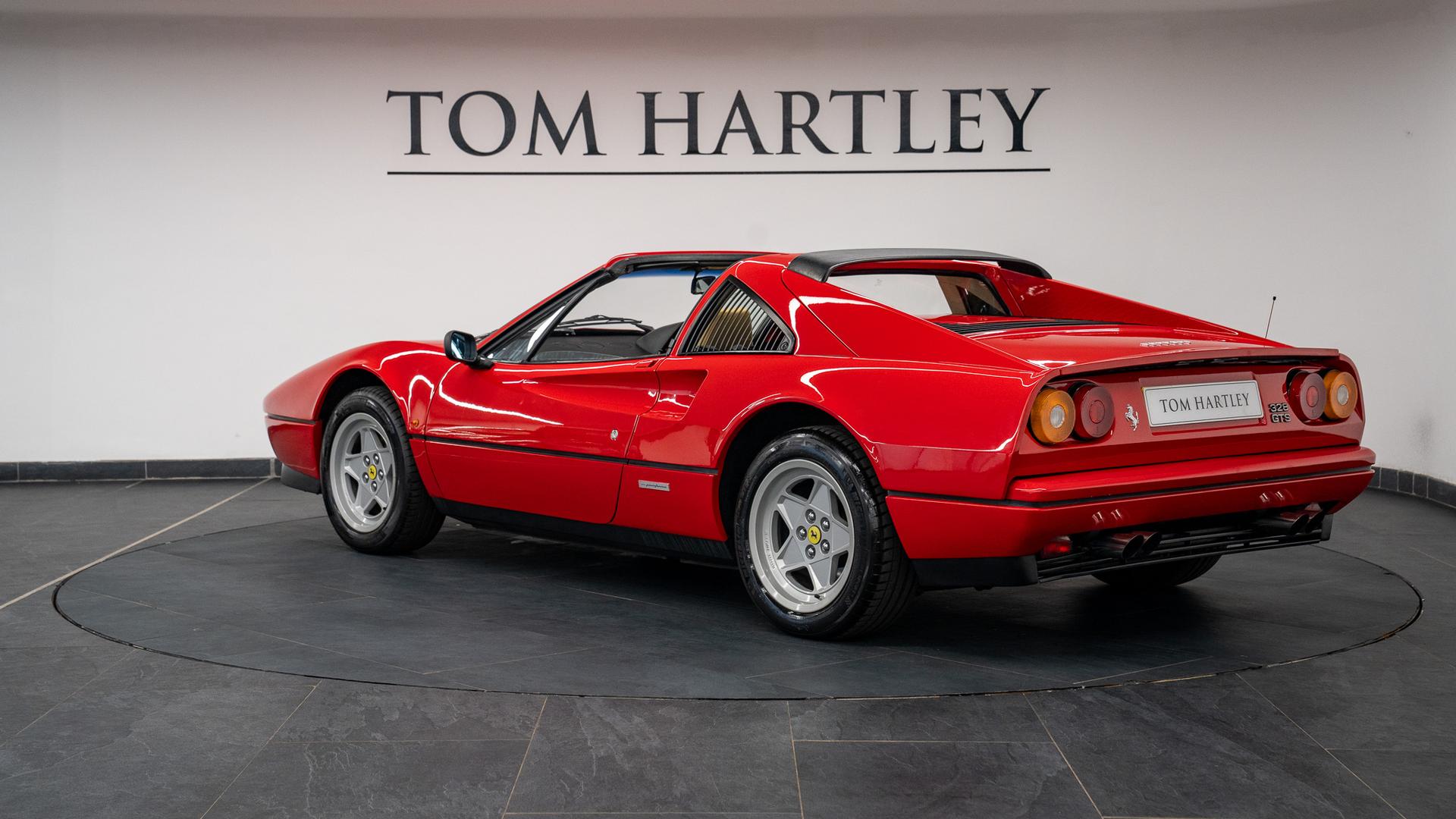 Ferrari 328 Photo 45277b16-0a51-4b2a-8215-7038e77008ae.jpg