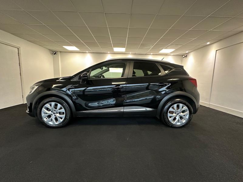 Renault Captur Photo 4539582b-2fda-44e6-ab22-8ea123114857.jpg