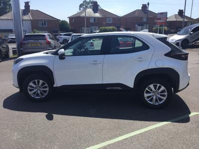 Toyota Yaris Cross Photo 4