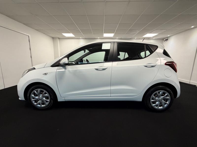 Hyundai i10 Photo 457ca520-83df-498f-9499-10b849fb4134.jpg