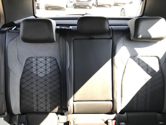 VOLKSWAGEN Golf Photo 23