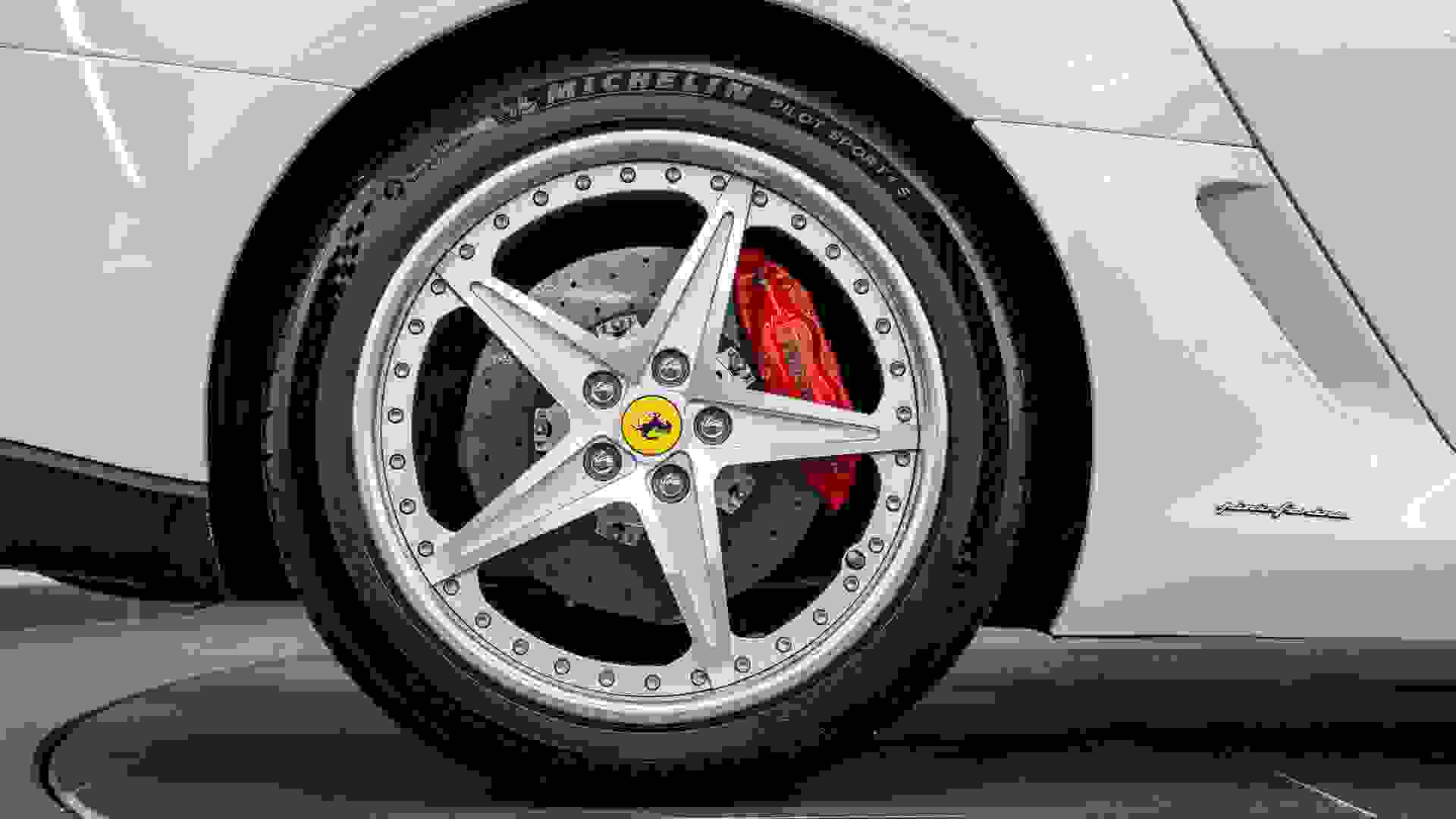 Ferrari 599 GTB Fiorano Photo 45837a70-71f6-412b-b484-1344d4c31ca3.jpg