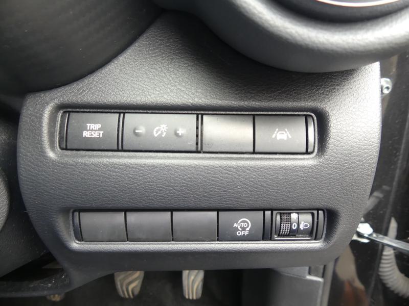 Nissan Juke Photo 458fca2e-6724-4510-b648-86678d2ad8f3.jpg