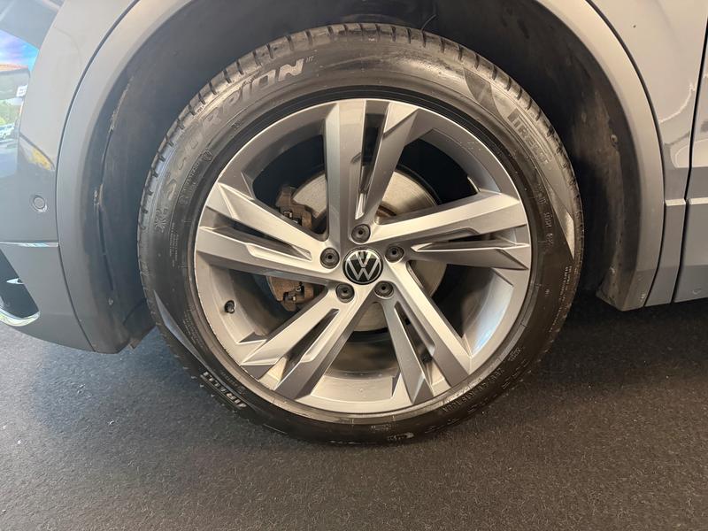 Volkswagen Tiguan Photo 45a033f8-9d18-42bf-abd4-5e62694fa464.jpg