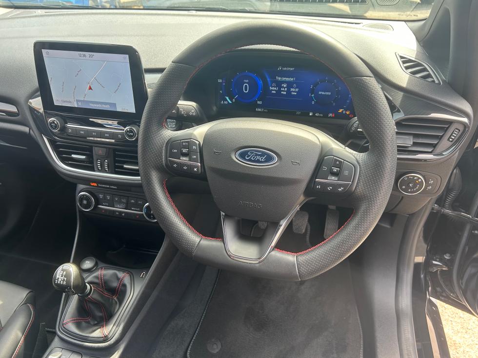 Ford Fiesta Photo 45a6ac4d-6402-4622-9899-55761ddf184a.jpeg