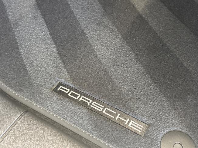 PORSCHE Cayenne Photo 34