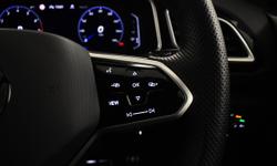 Volkswagen T-ROC Photo 11