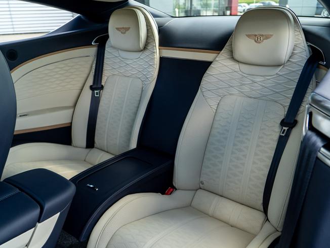 BENTLEY Continental GT  Photo 21