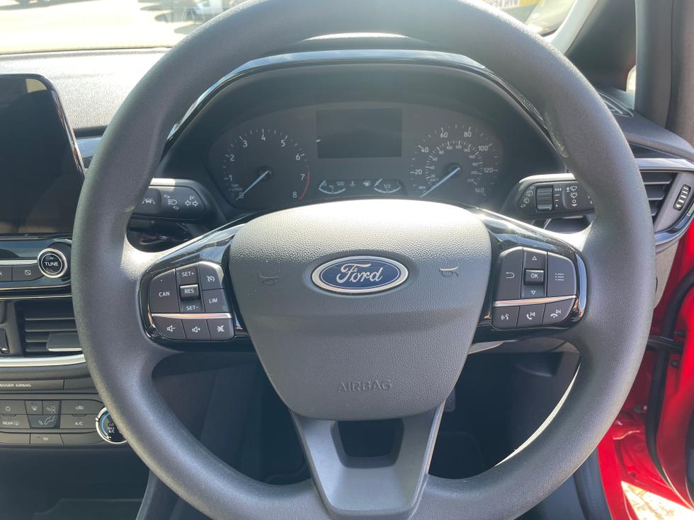 Ford Fiesta Photo 45febf62-b29f-471c-8695-9345375939c6.jpeg