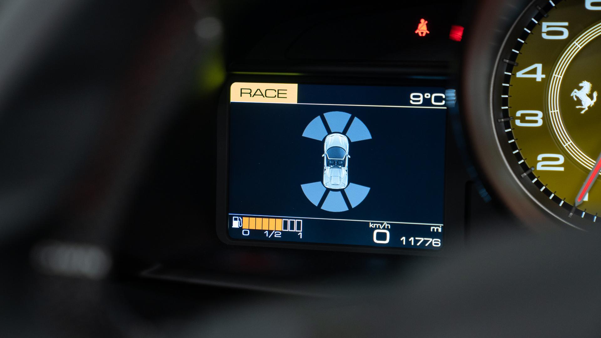 Ferrari 488 Photo 46335fbf-1f86-4114-87ab-a71645d0fb15.jpg