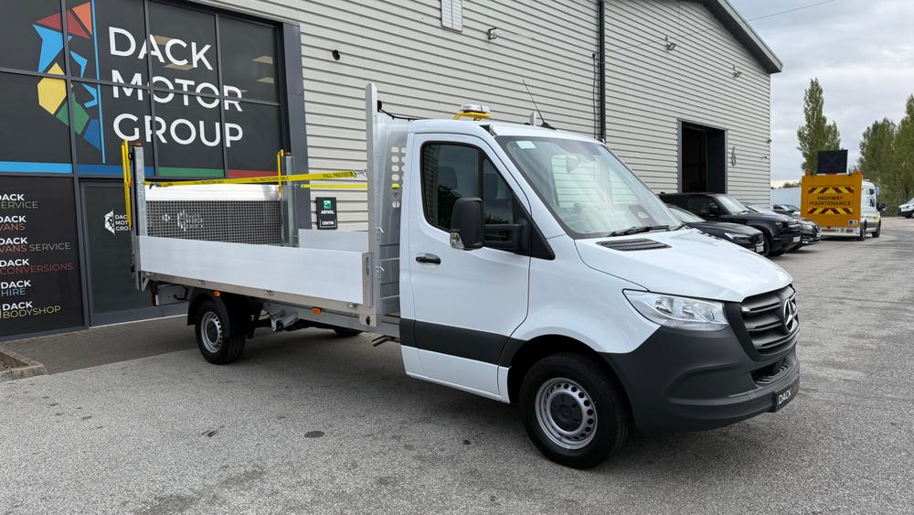 Mercedes-Benz Sprinter Photo 46347abd-8c38-4ed6-8b87-8b42eeaebac1.jpeg