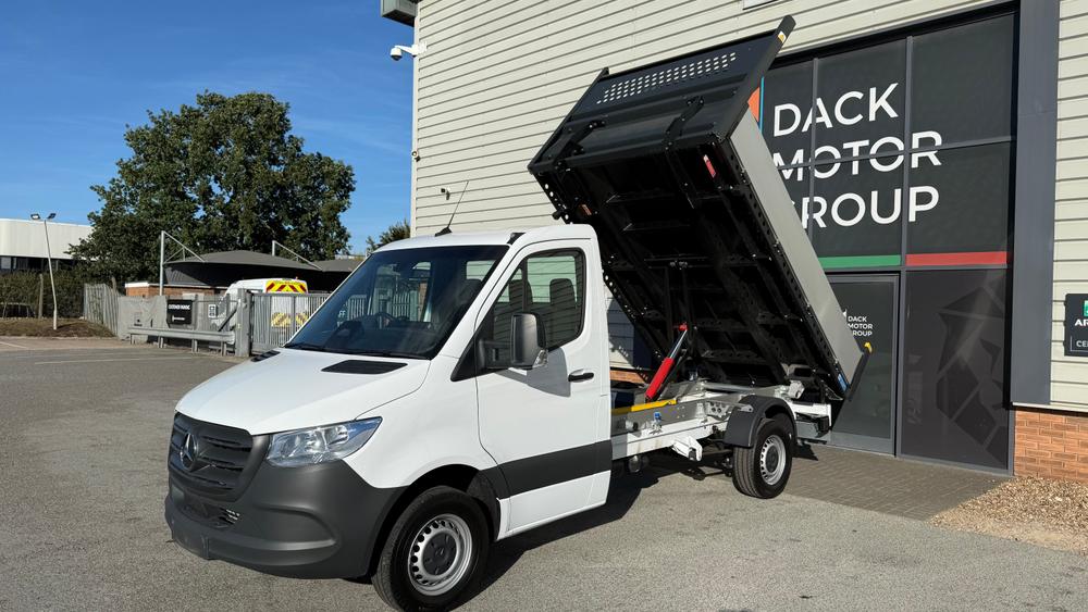 Mercedes-Benz Sprinter Photo 4649cc68-72bf-457b-bb82-535f23d02932.jpeg