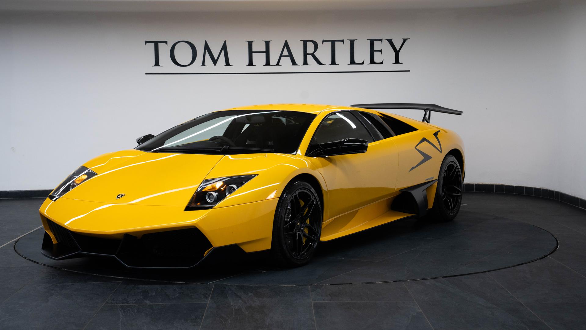 LAMBORGHINI Murcielago Photo 4650b3d1-0835-436d-ab01-e58105c75353.jpg
