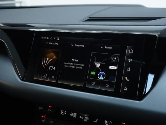 Audi e-tron GT Photo 4653e0de-8ad9-4f29-8e6c-1733de5be54e.jpg