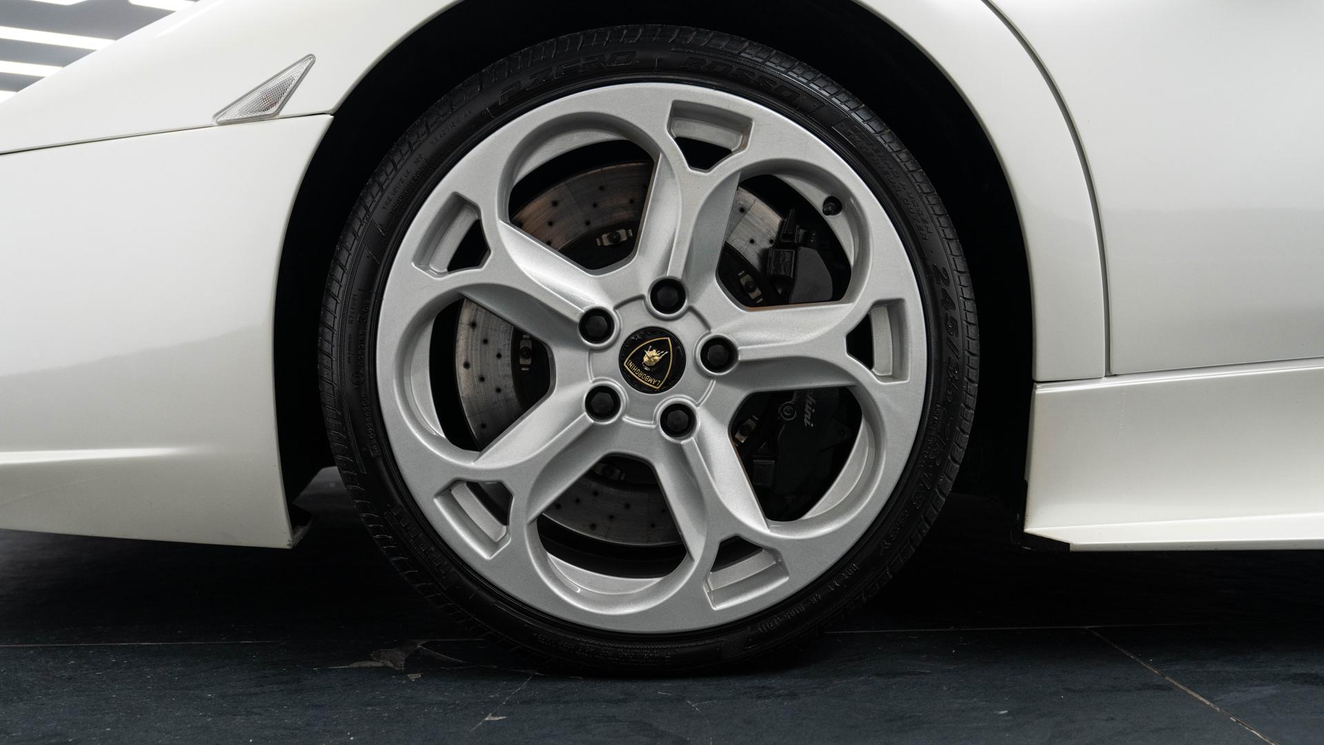 LAMBORGHINI Murcielago Photo 465974c2-f53a-4325-8cfa-51ae0149afe7.jpg