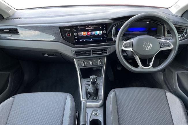 VOLKSWAGEN Polo Photo 30