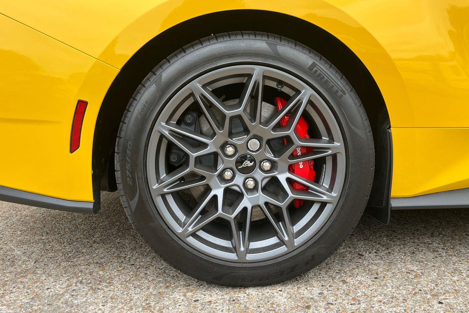 Ford MUSTANG Photo 7