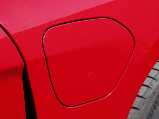 PORSCHE Taycan Photo 11
