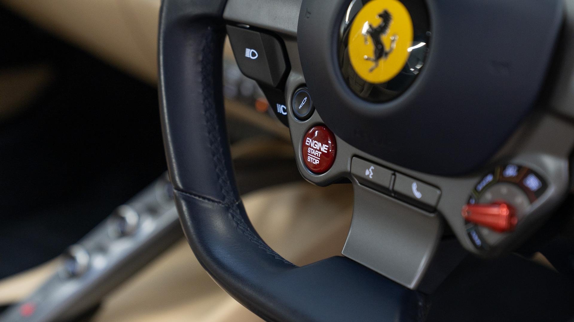 Ferrari 812 Photo 467a3d94-6cee-4f9a-997d-4d999fb9f070.jpg