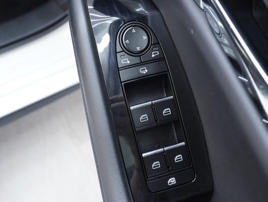 Mazda 3 Photo 4687cf86-04f7-4eda-a72c-9fd21c4e83fd.jpg