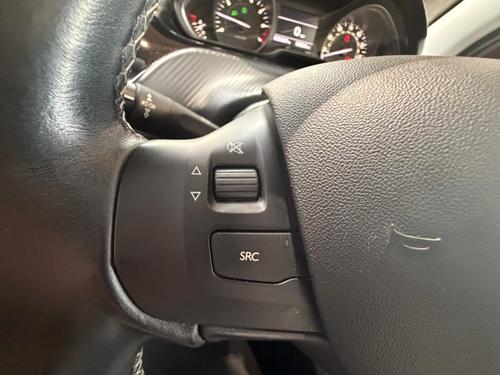 Peugeot 208 Photo 46896ea0-4295-4291-8d5f-eb3c6ce5296f.jpeg