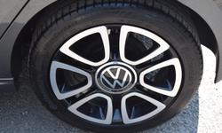 Volkswagen UP Photo 36